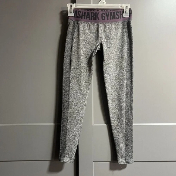 Gymshark Two Toned Ankle Compression Leggings Purple Waistband Gray Size Small - Picture 1 of 4
